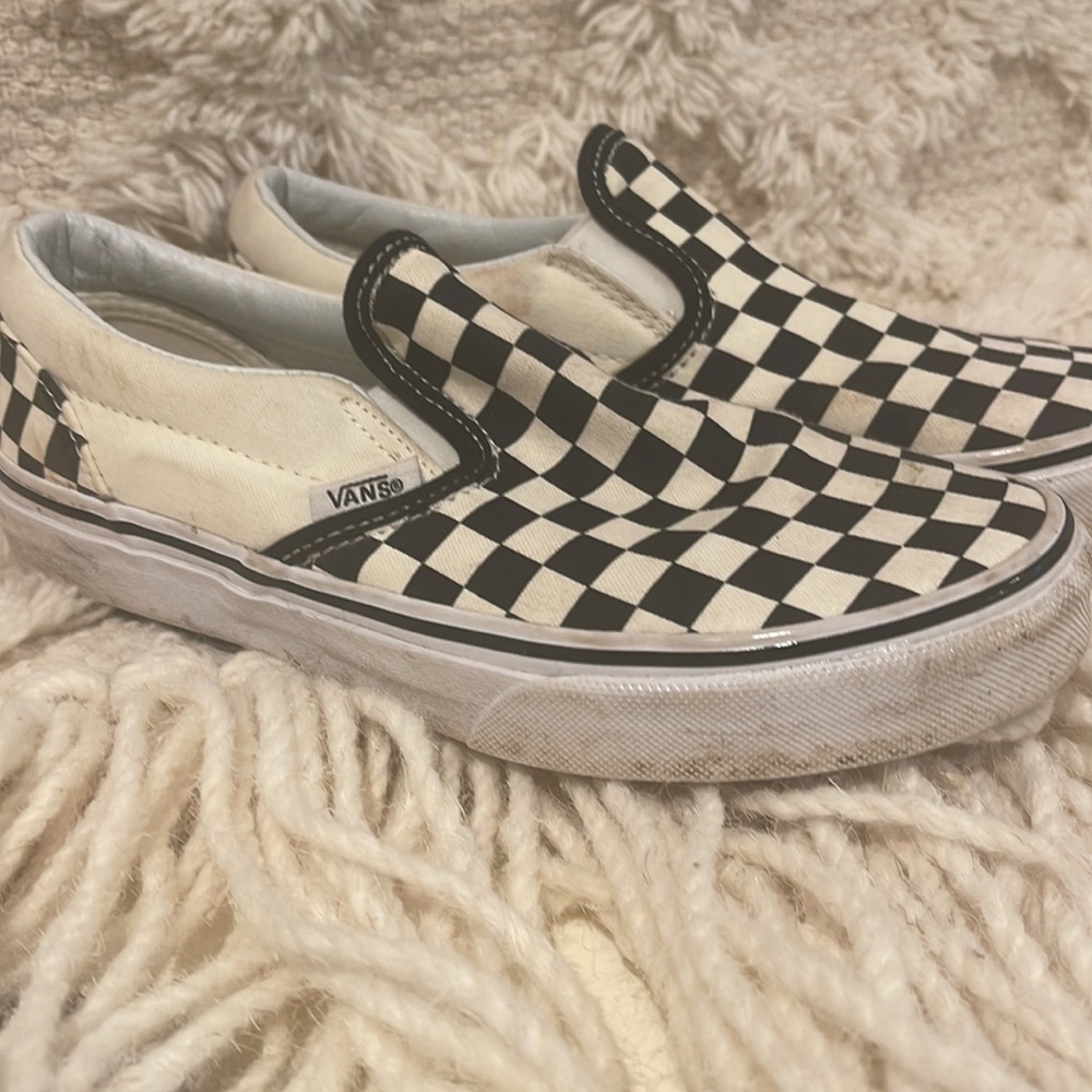 Slip on checkered vans unisex size youth 4